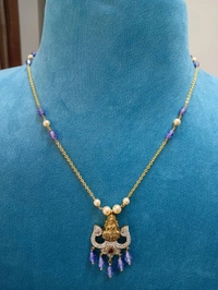 Czs and Swarovski neck chain with premium Victorian pendant - violet