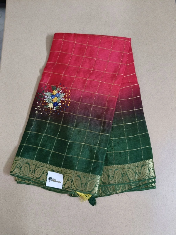 CHINNON HANDWORK - green with red