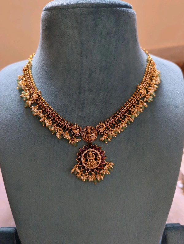 antique necklace - Red