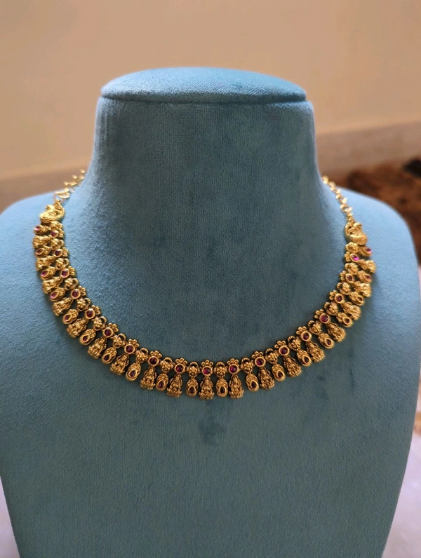 antique necklace - Red