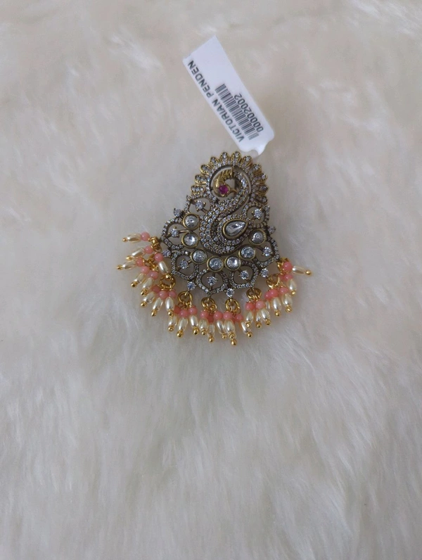 VICTORIAN PENDENT