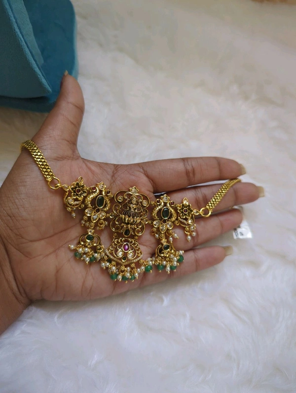 CHOCKER