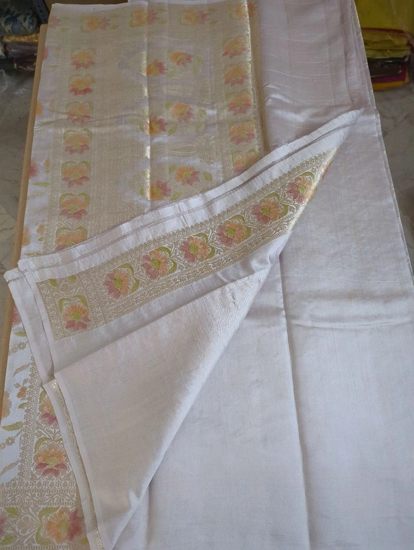 Pure Handloom Chiniya - White
