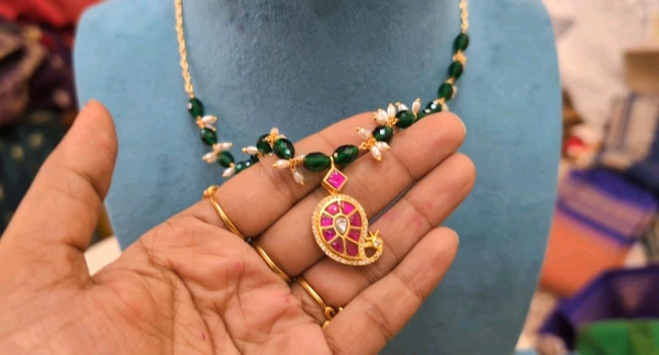 Apsara Beads With Jadua Kundan Pendent