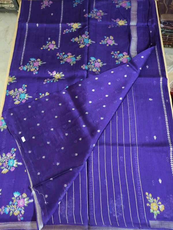 Pure Tusser Georgette  - violet, Flowers