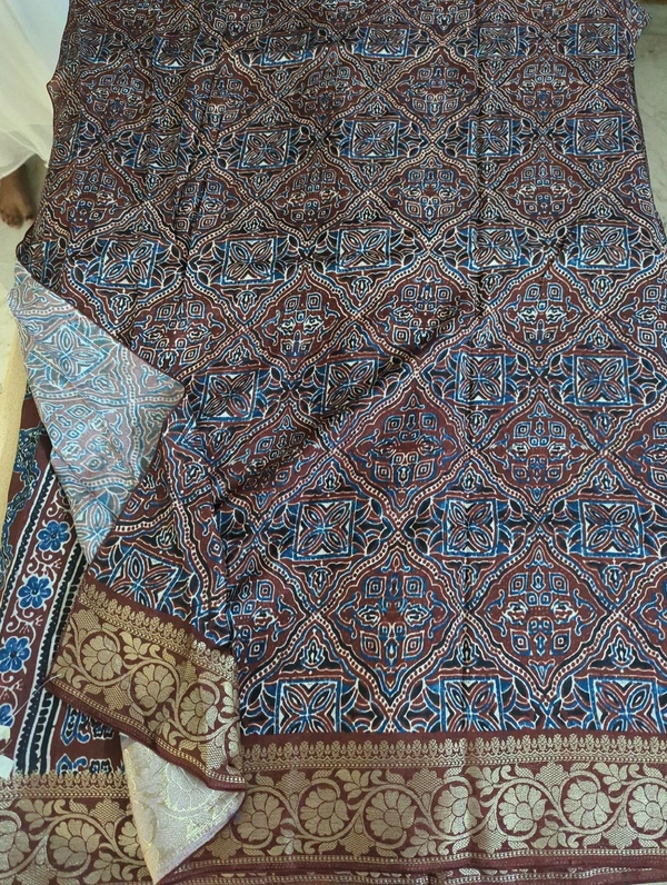 Pure Dola Ajarakh Print - maroon 3