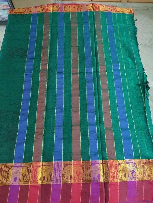 Pure Handloom Narayanpet Cotton Print - green with walls