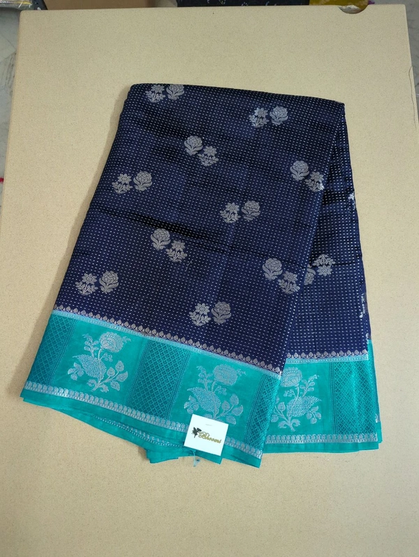 Raw Mango - Navy Blue, Flowers