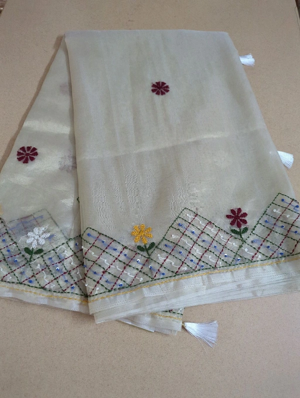 Glass Tissue With Handwork - Bone