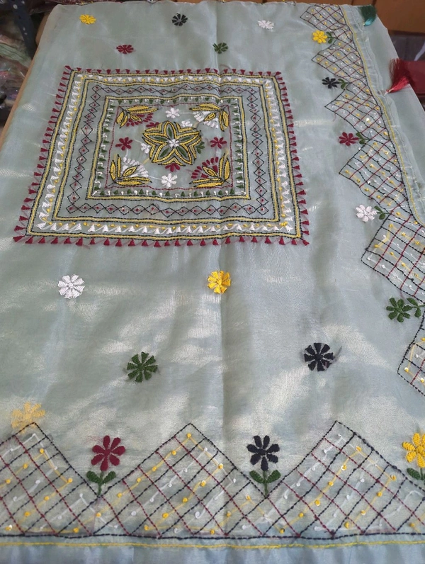 Glass Tissue With Handwork - Jungle Mist