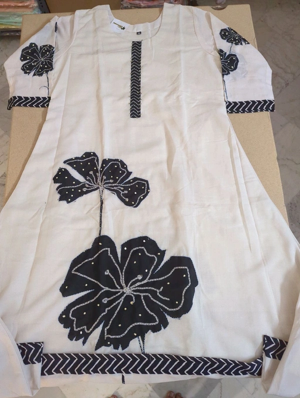 Lenin Applique With Hand Work - 42