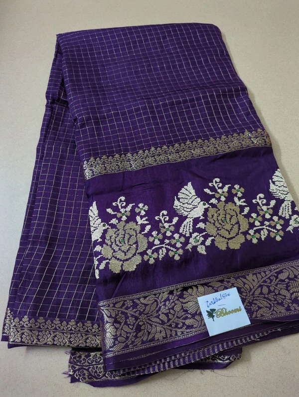 Dola Cheeks With Embroidery  - Cardinal Pink