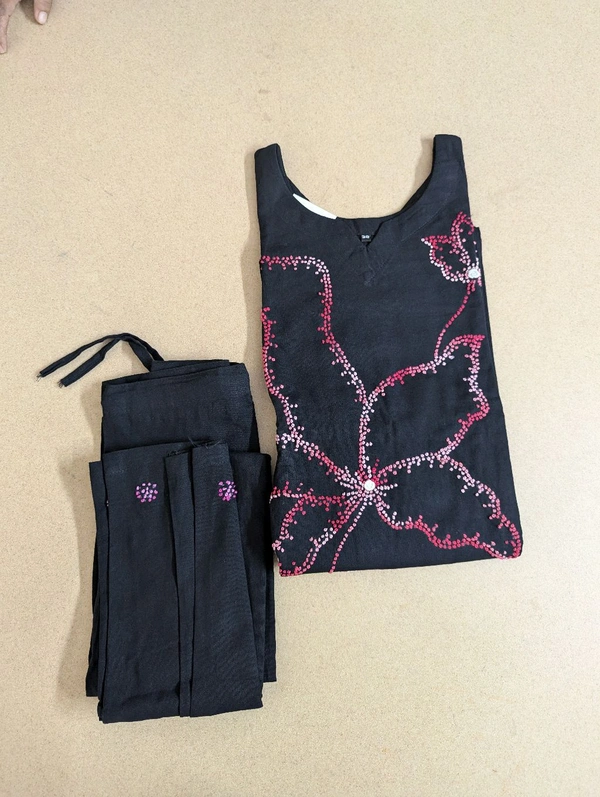 Lenin Handwork - 44, Black