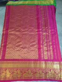 Pure Handloom Gadwal With Kuttu Boarders - Yellow