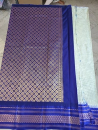 SEMI GADWAL PATTU - Cream