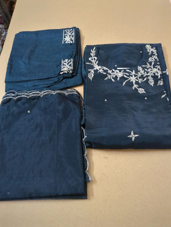 Soft Raw Silk With Muggam Work - 42