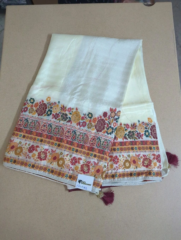 Pure Russian Dola - White, Flowers