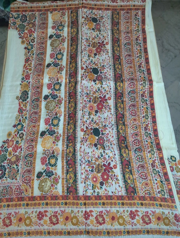 Pure Russian Dola - White, Flowers