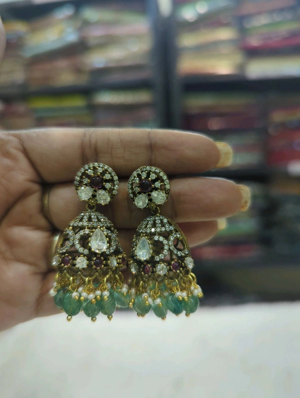 Earrings - Green, VZ