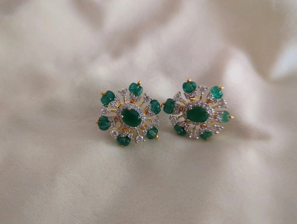 Diamond Copy Studs - green, VZ