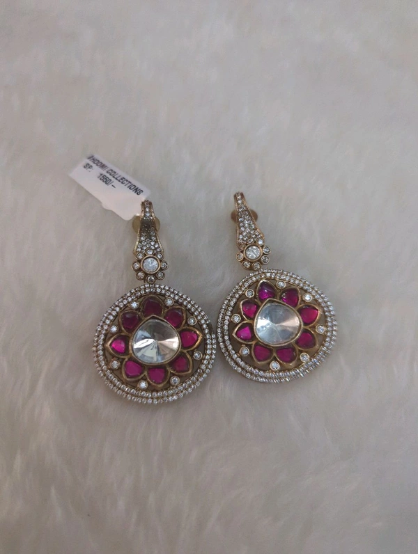Jasu Kemdar Mossonite Ear Rings  - vz, pink