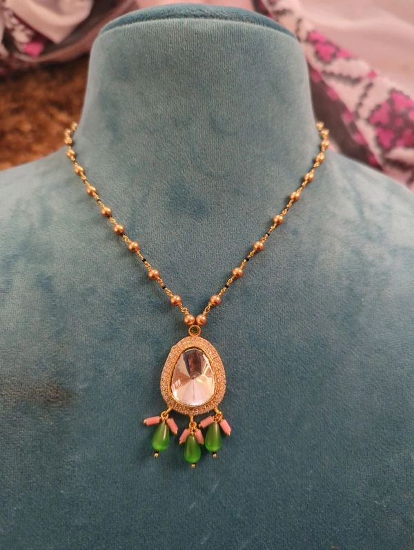 Gold Swaroski With Daimond Pendent - VZ
