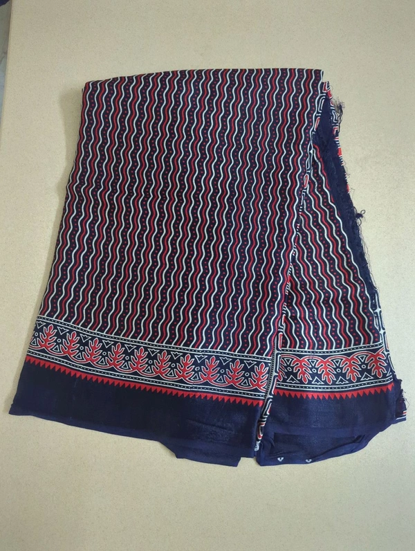 Model Silk - Zigzag Lines, Navy Blue