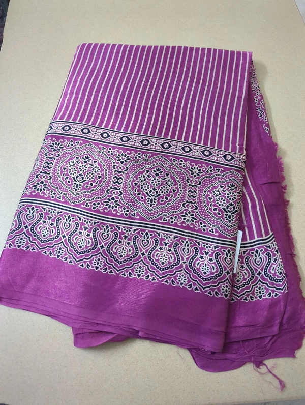 Model Silk - purple, Straight Lines