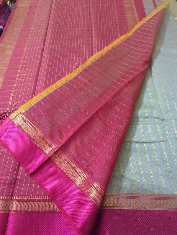 Pure Handloom Maheshwari  - Gray