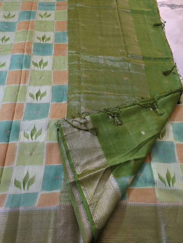 Chiniya With Handprint - Japanese Laurel 5