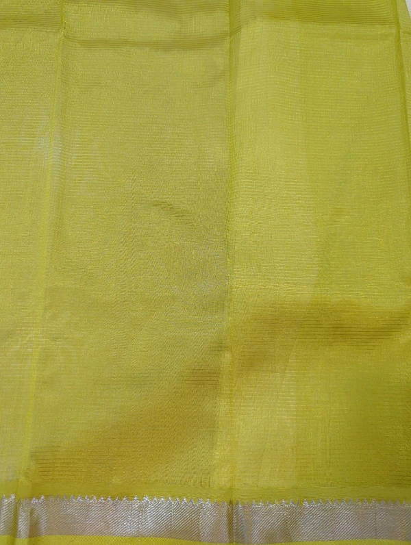 Pure Handloom Mangalagiri Pattu - Cream