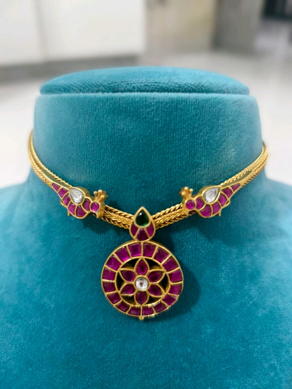 Jadau Kundan Naan Model Necklace Parrot