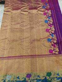Pure Handloom Gadwal Pattu With Meenakari - Purple