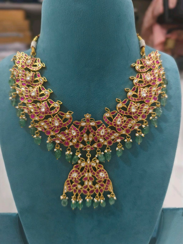 Jadau Kundan Neckset - vz