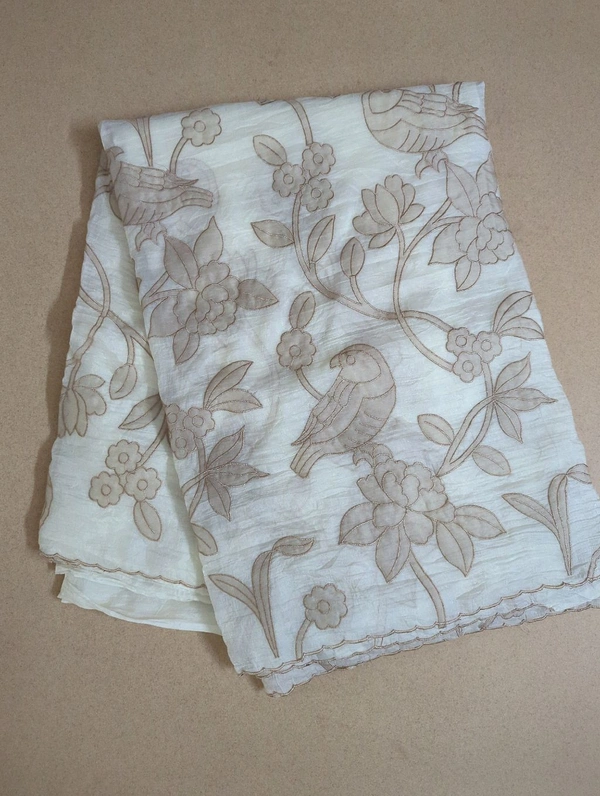 Tusser Crush Applique  - White