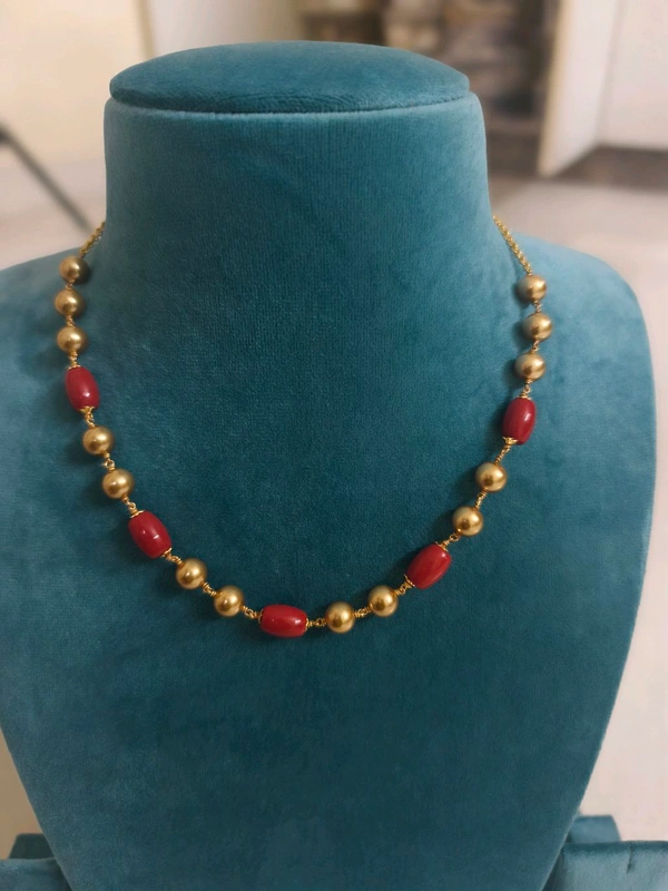 Gold Swarovski With Corals Chain - HD