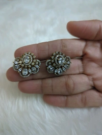 Victorian Studs - White