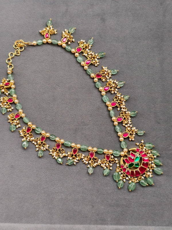 Jadau Kundan With Real Beads Neck Chain  - green with Lotus pendant, HD