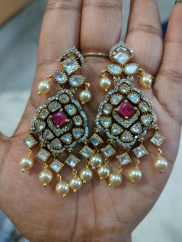 Victorian Earrings Mossanites - Red, VZ