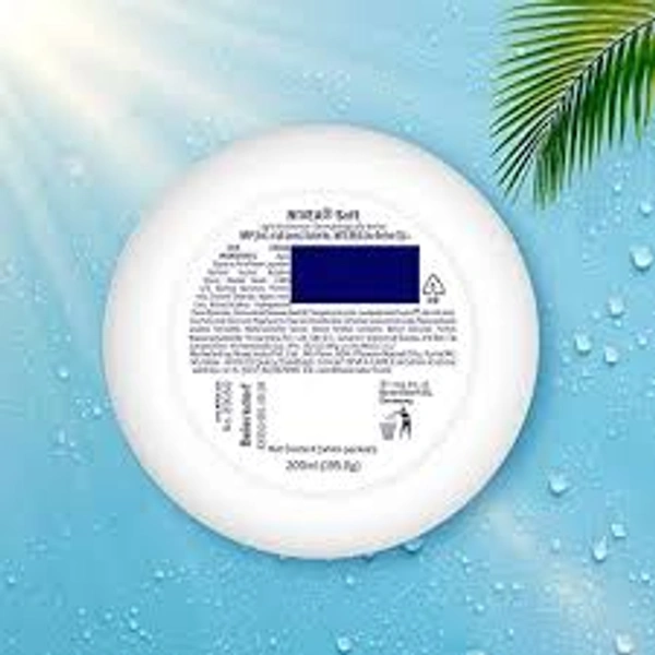Nivea Soft Light Moisturizing Creme - 100 ml - 100 ml