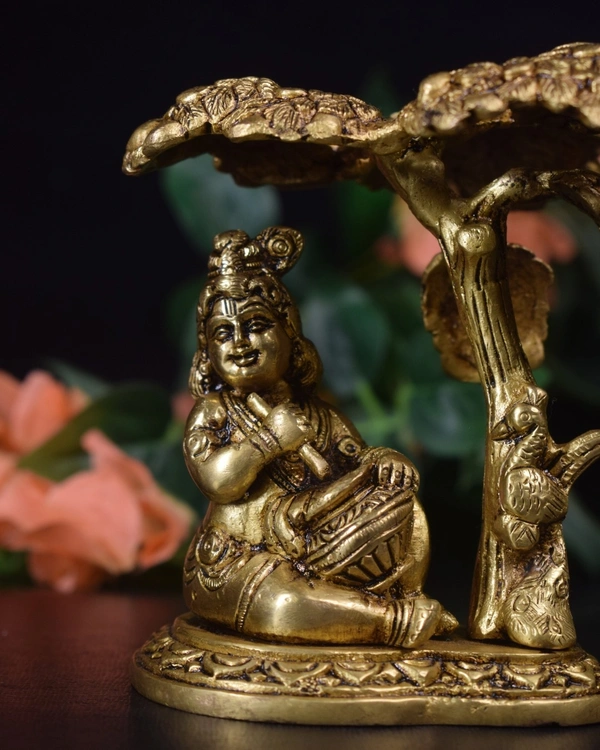 Brass Butter Krishna Under tree Statue Small