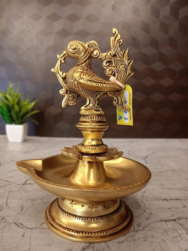 DecorsOne Brass Superfine Annam Single Face Diya With Flower Model 7″