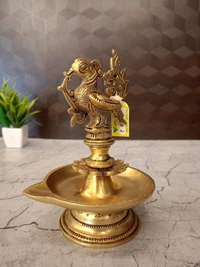 DecorsOne Brass Superfine Annam Single Face Diya With Flower Model 7″