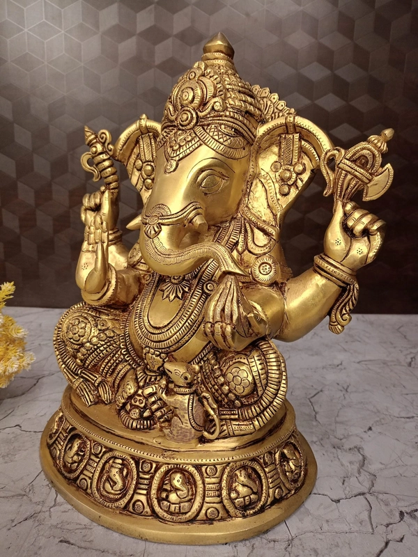 DecorsOne Divine Brass Ganesha Idol Symbol of Wisdom & Prosperity 