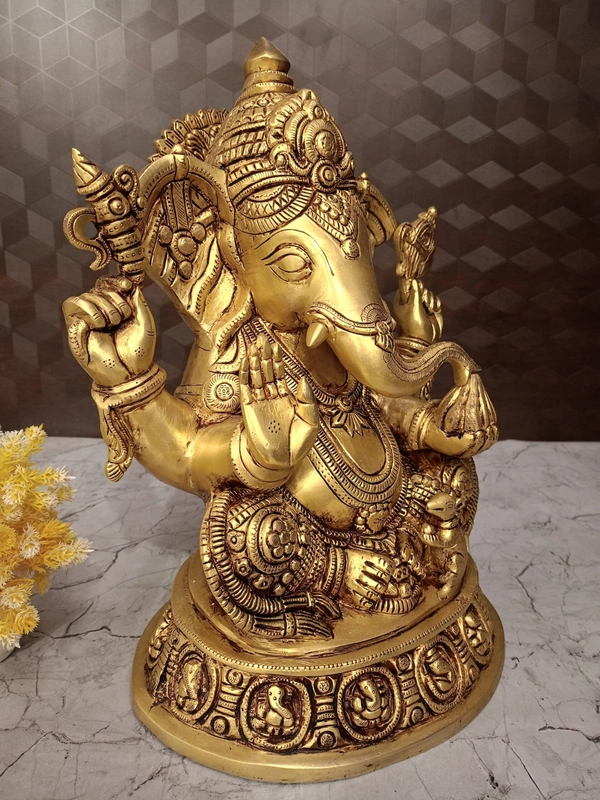 DecorsOne Divine Brass Ganesha Idol Symbol of Wisdom & Prosperity 