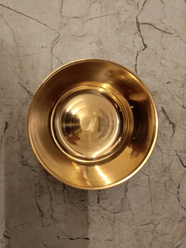 DecorsOne Brass Designer Bowl 2"