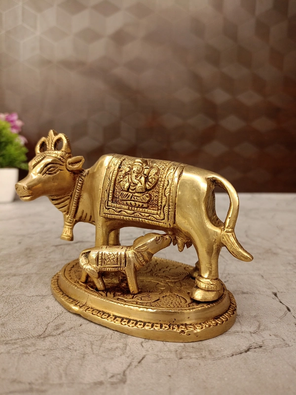 DecorsOne Brass Cow and Calf with Lakshmi Ganesha Idol 3"