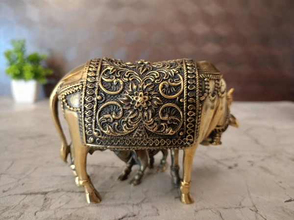 Buy Brass Fine Art Cow And Calf For Pooja, Black Antique Finish