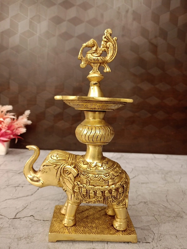 DecorsOne Brass Elephant With Annam Five Face Diya 11″