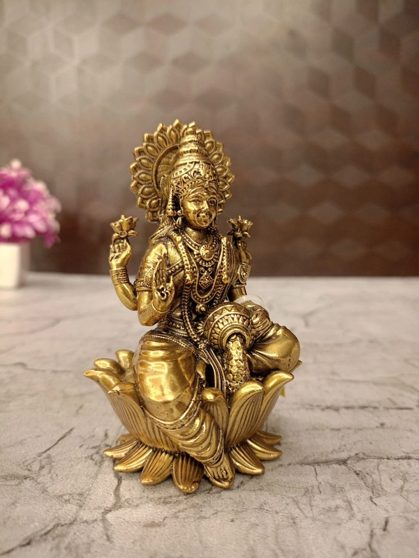Brass Fine Art Lakshmi Idol Sitting On Lotus Base